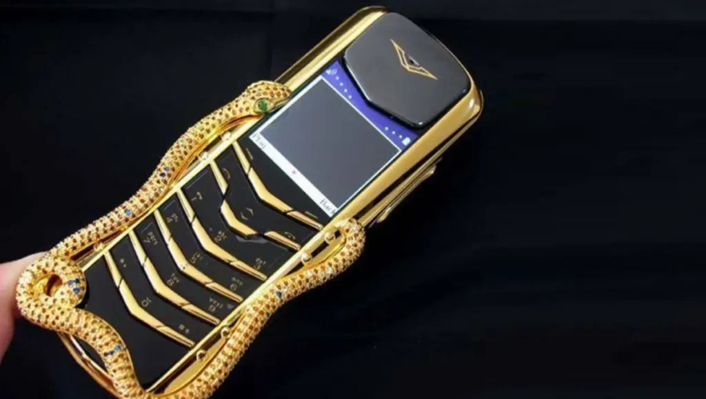 Vertu Signature Cobra