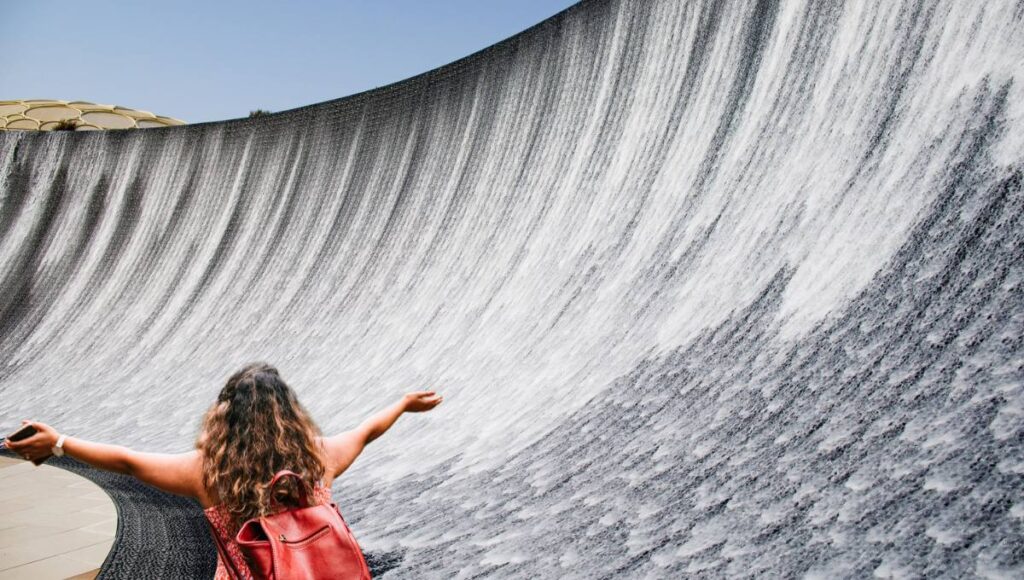 EXPO 2020 Waterfall