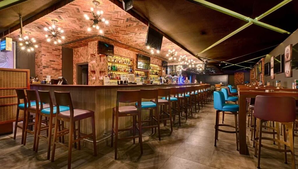 The Huddle Sports Bar & Grill