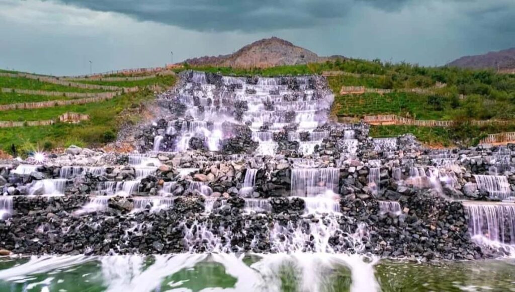 Hanging Garden Sharjah, Dubai