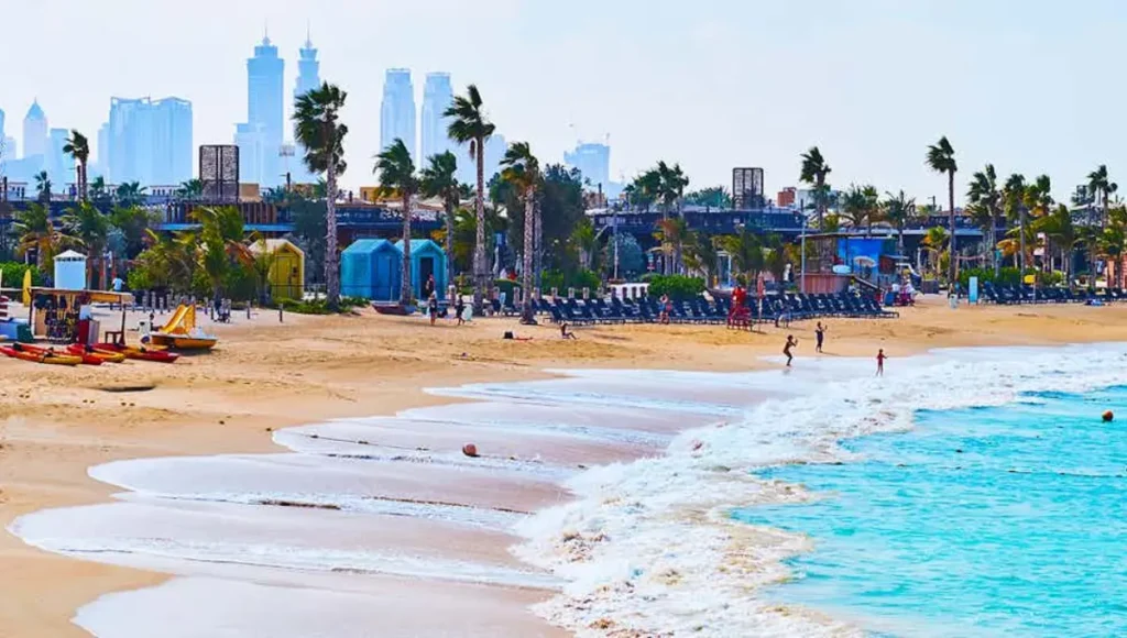 How to Reach La Mer Beach